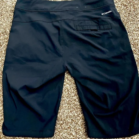 Columbia anytime outdoor shorts - Picture 2 of 3